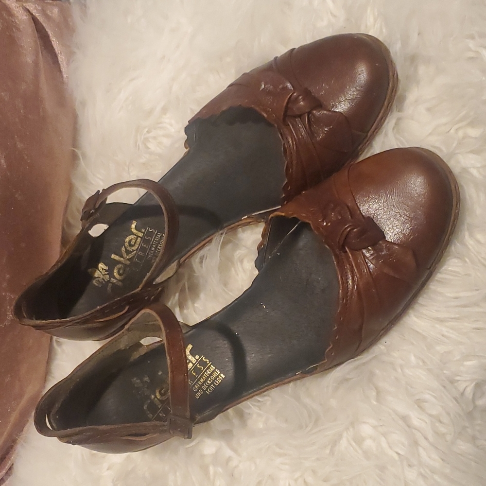 RIEKER ANTISTRESS PUMPS SZ EU 41 US 9.5-10.5 REAL LEATHER